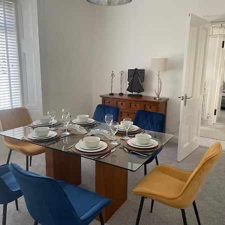 Fantastic Home In Brightons, Falkirk. Polmont Exteriér fotografie