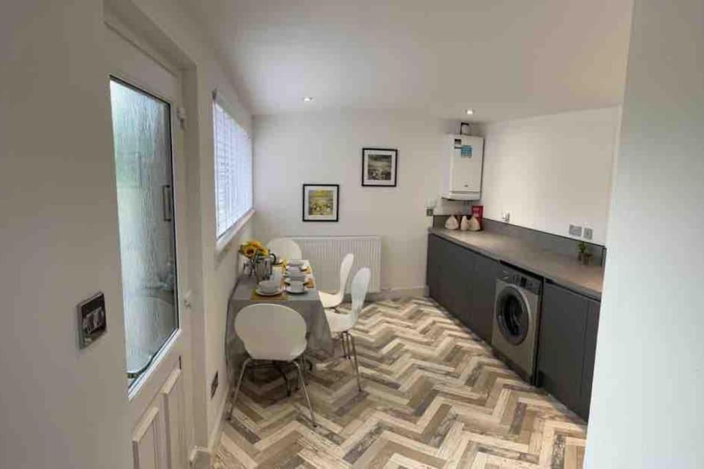 Fantastic Home In Brightons, Falkirk. Polmont Exteriér fotografie