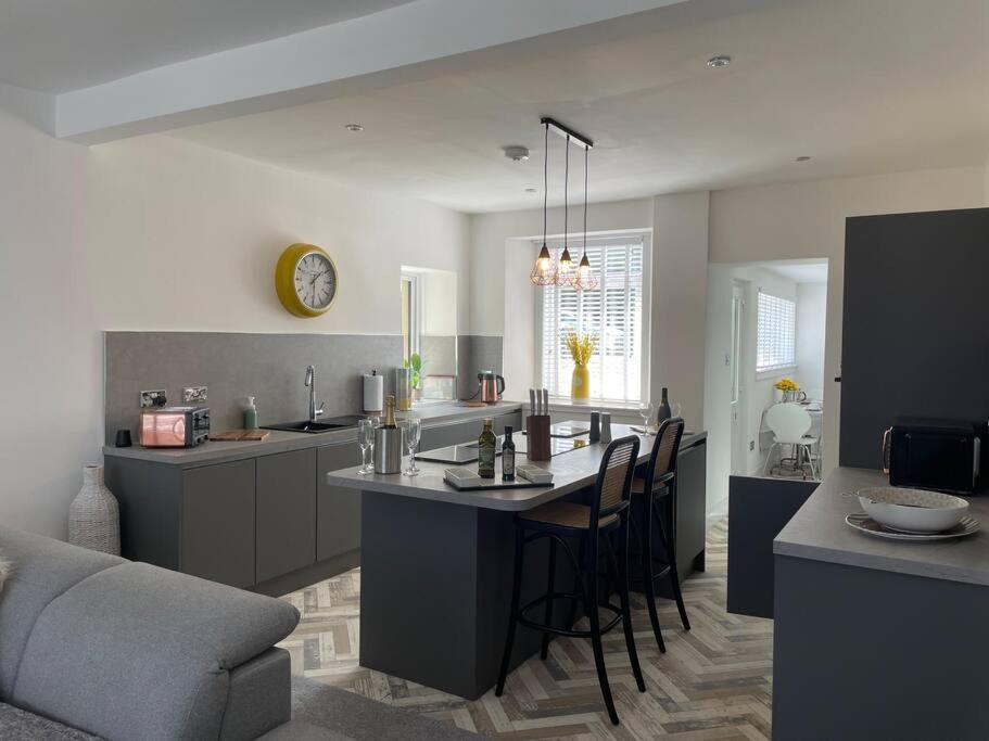 Fantastic Home In Brightons, Falkirk. Polmont Exteriér fotografie