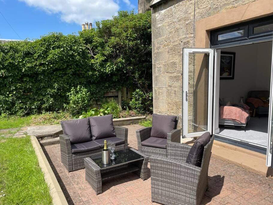 Fantastic Home In Brightons, Falkirk. Polmont Exteriér fotografie