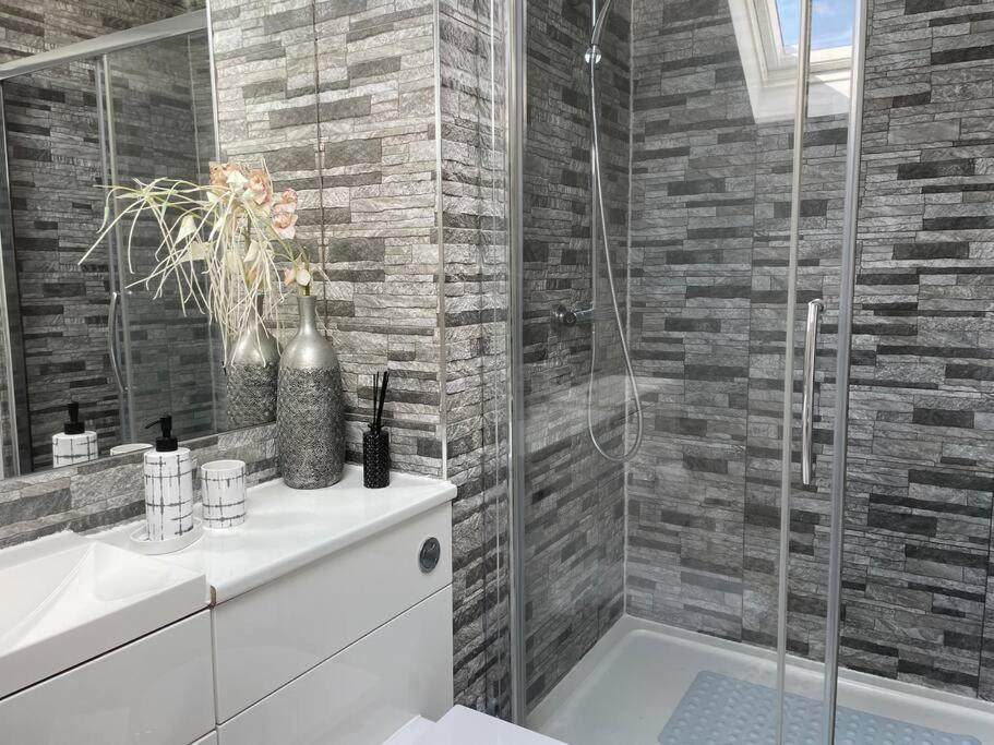 Fantastic Home In Brightons, Falkirk. Polmont Exteriér fotografie