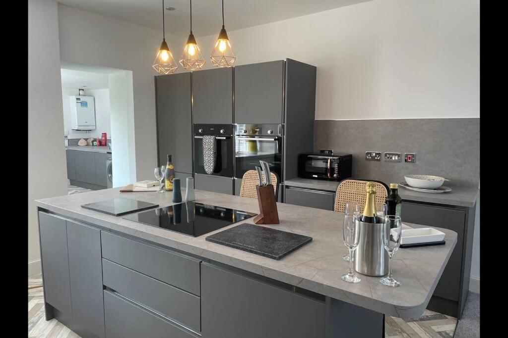 Fantastic Home In Brightons, Falkirk. Polmont Exteriér fotografie